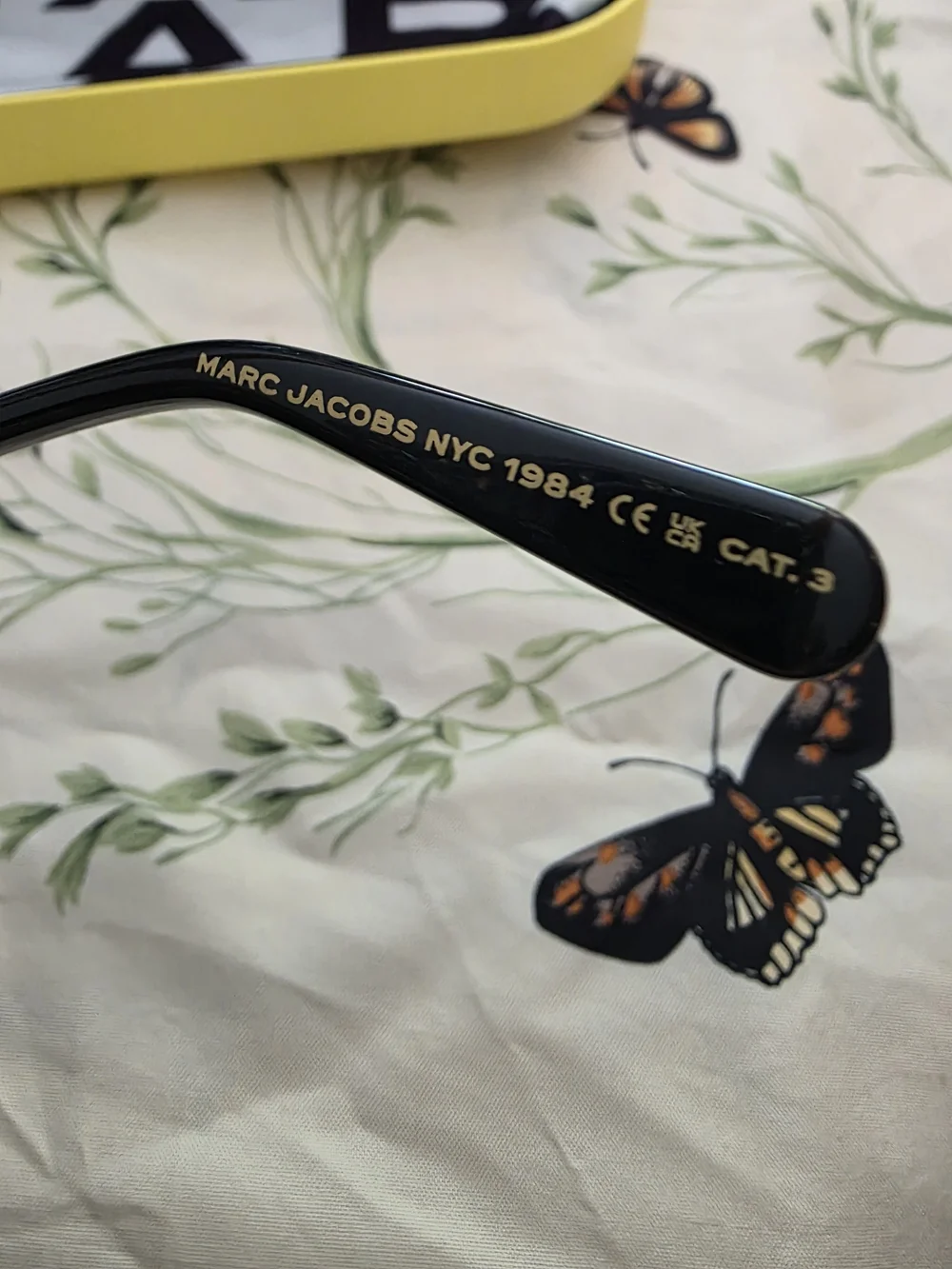 NWOT Marc Jacobs MARC 727/S Signature Logo Print Square Sunglasses Gold CAT 3
